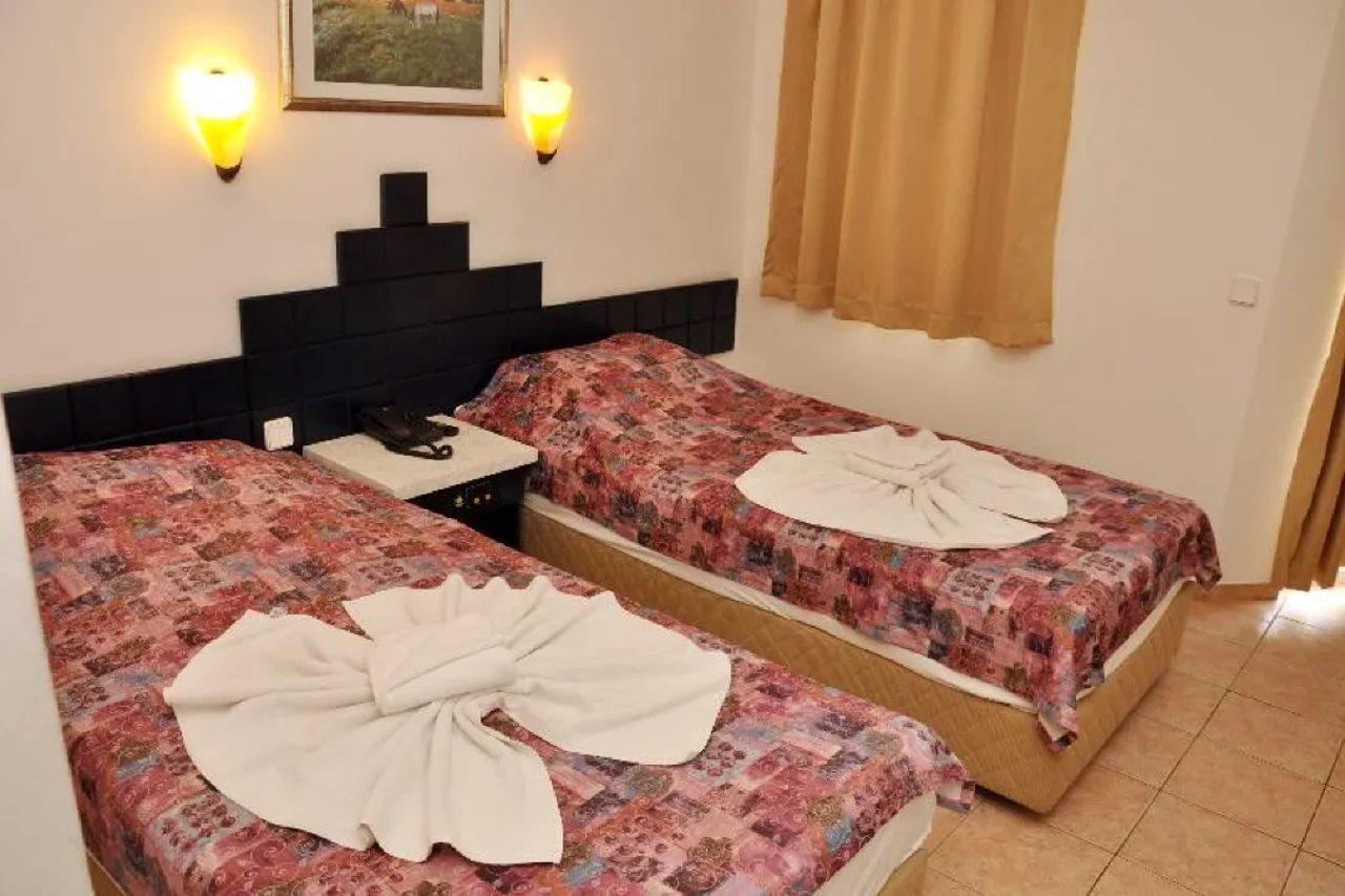 Green Peace Hotel มาห์มุตลาร์ ภายนอก รูปภาพ