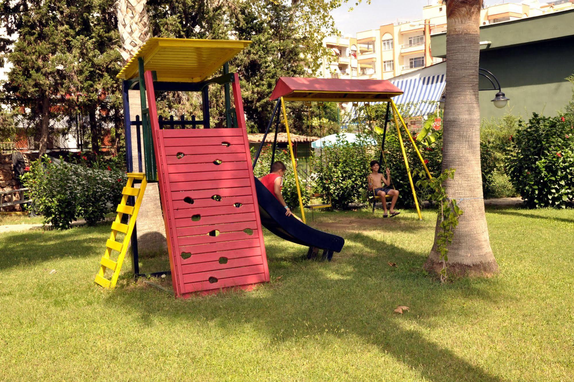Green Peace Hotel มาห์มุตลาร์ ภายนอก รูปภาพ
